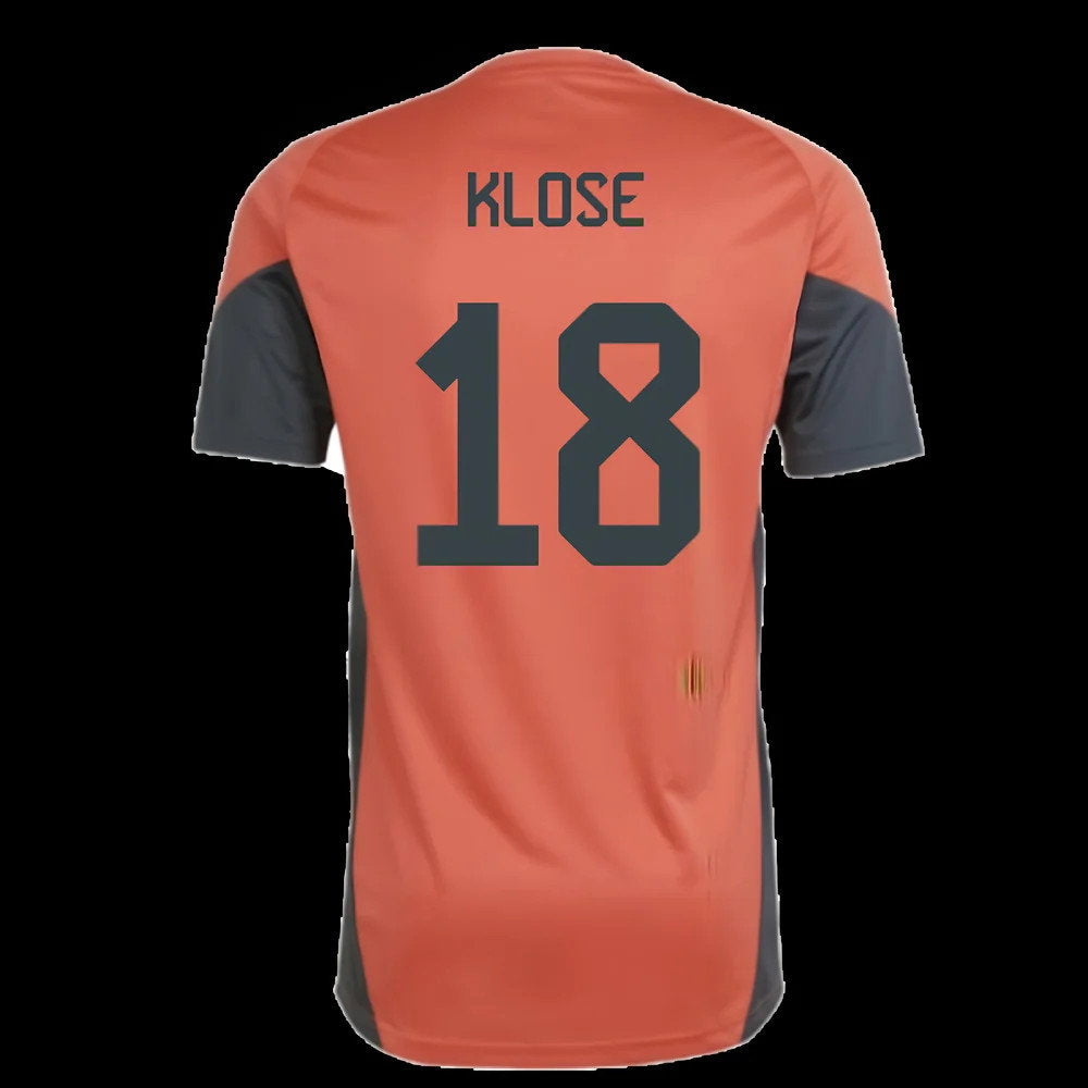 2025-2026 Bayern Munich Training Shirt (Easy Coral) (Klose 18)_2