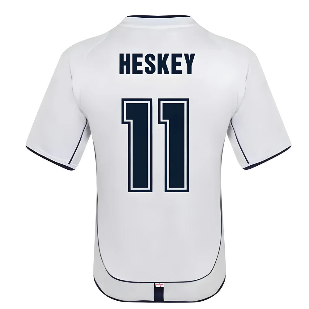 England 2002 Retro Football Shirt (Heskey 11)_0