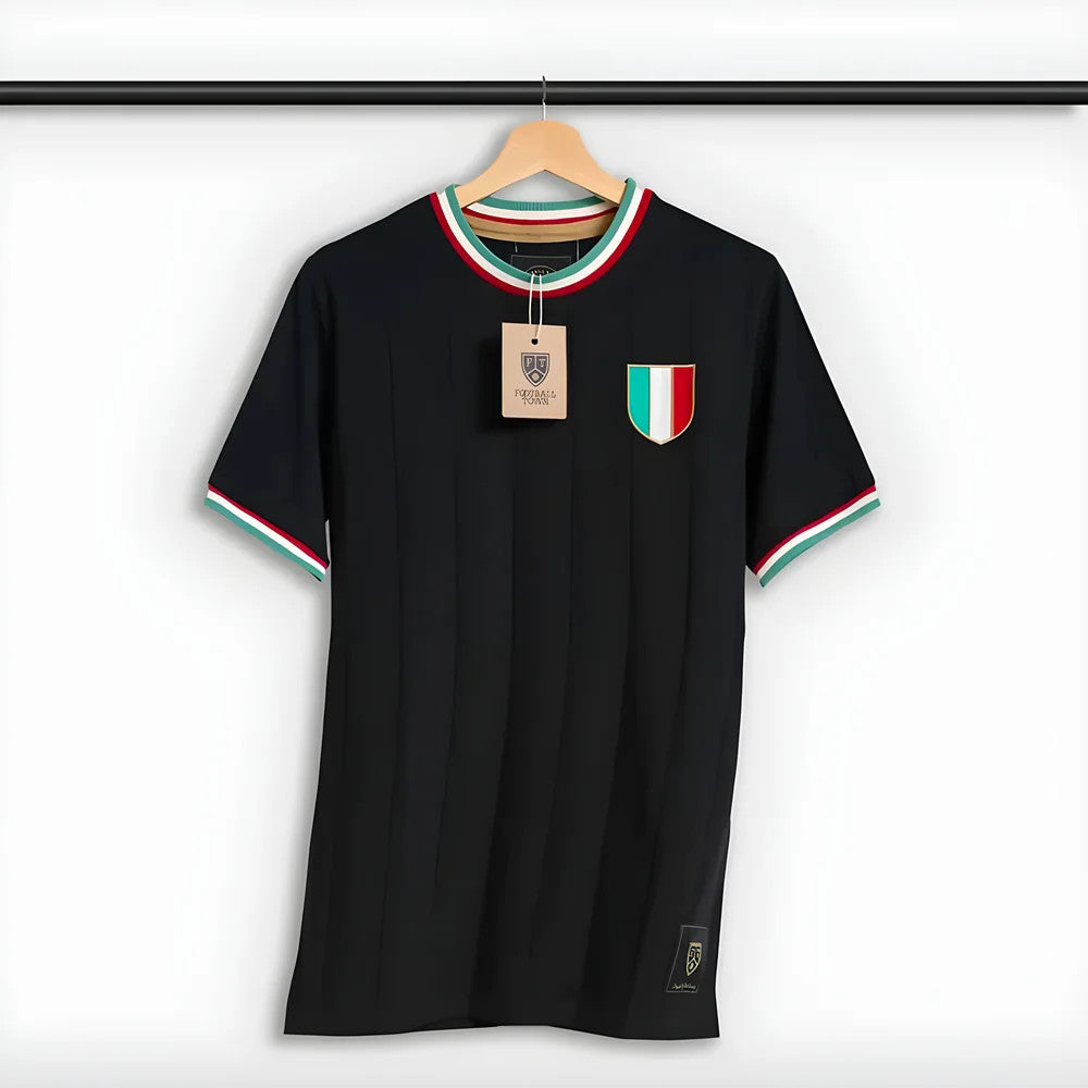 Italy Gli Azzurri Retro Football Shirt (Black)_0
