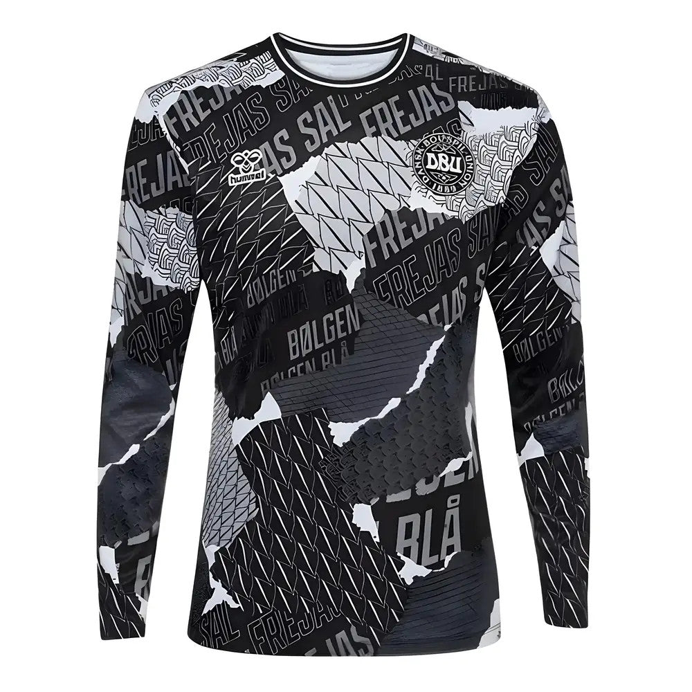 2024-2025 Denmark Pre-Game Crew Neck L/S (Black)_0