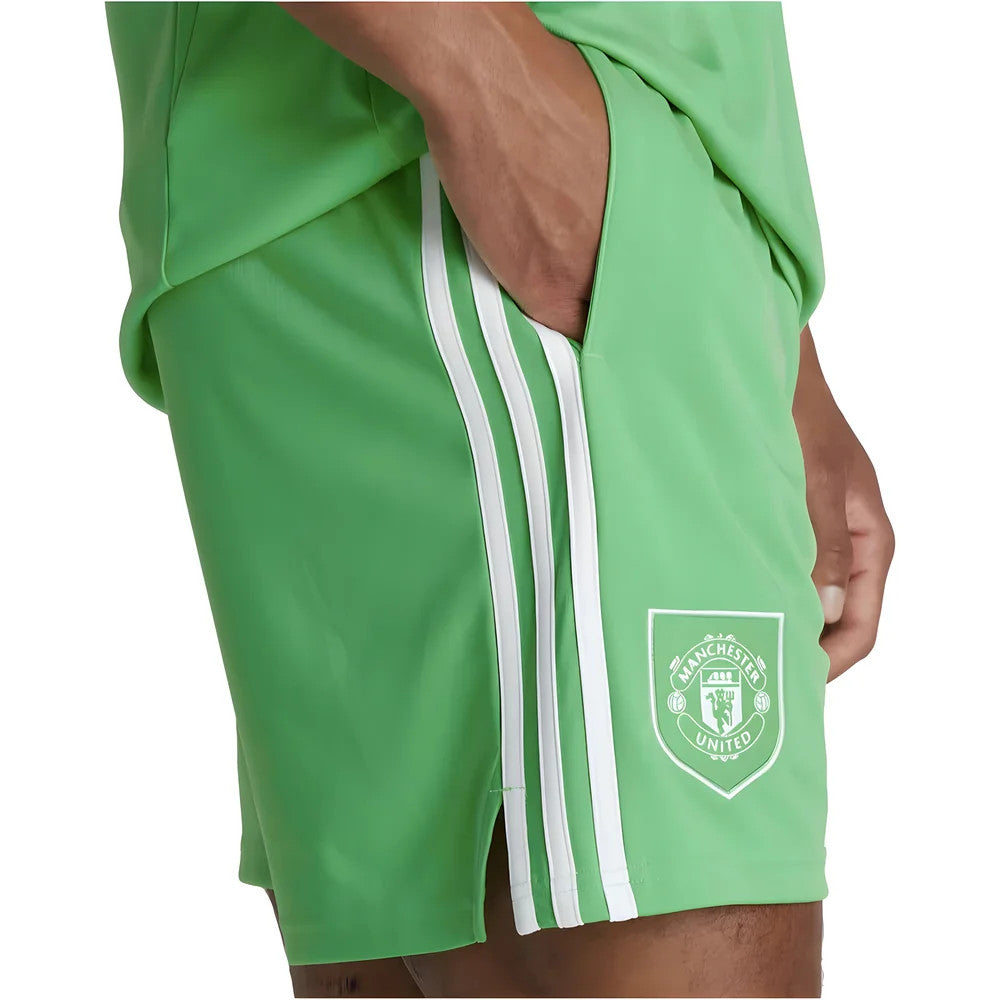 2025-2026 Man Utd Third Goalkeeper Shorts (Green)_1