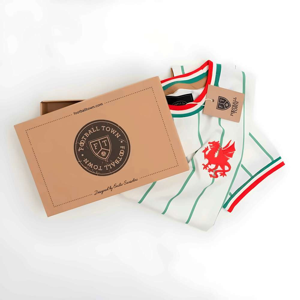 Vintage Wales The Dragon Away Soccer Jersey_2
